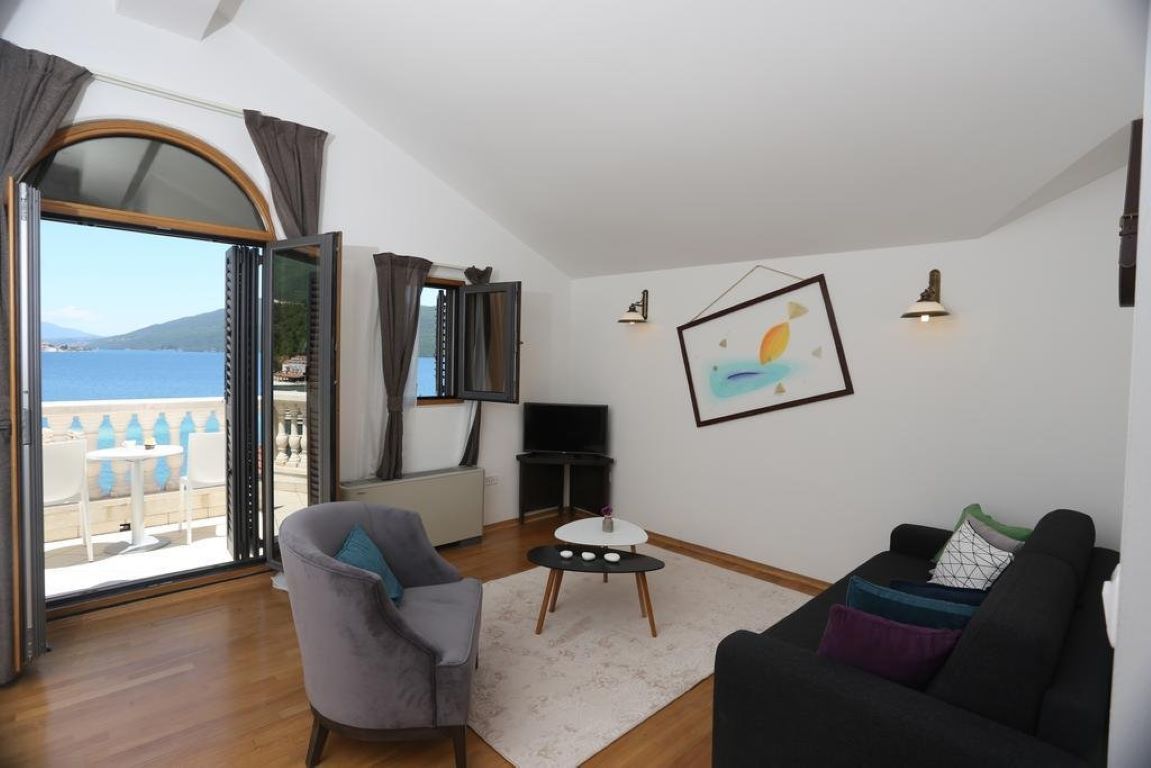 Boutique Hotel Kredo-Superior suite jedna spavaca soba.jpg
