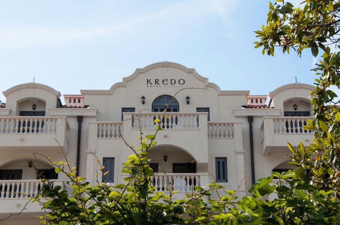 Boutique Hotel Kredo-Zgrada hotela.jpg