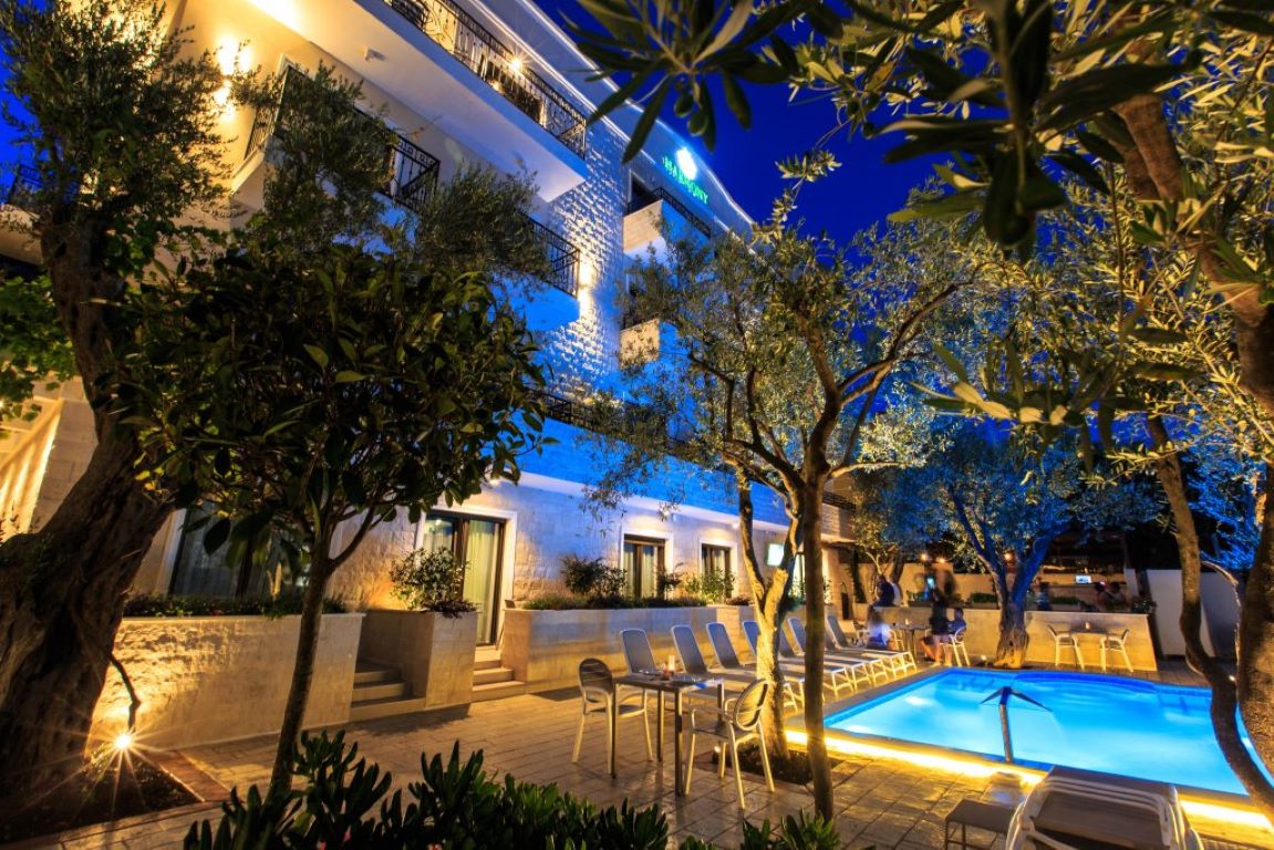 Harmony by Aycon Hotel-Nocni izgled.jpg