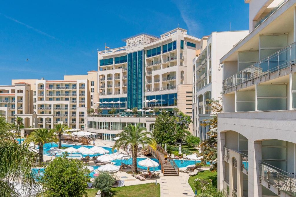 Splendid Confernce & Spa Resort glavna zgrada.jpg