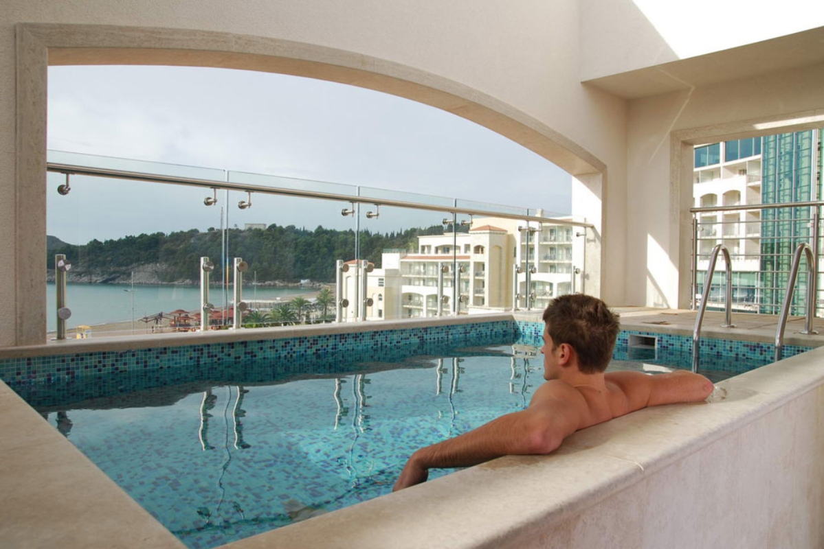 Splendid Confernce & Spa Resort penthouse balkon sa bazenom.jpg