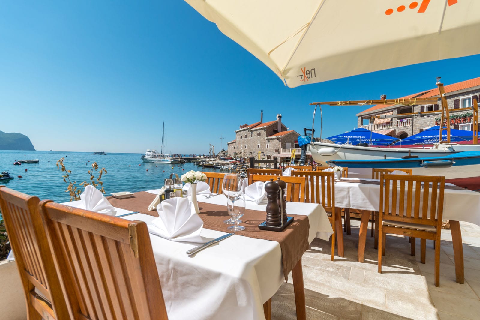 Monte Casa Spa & Wellness Hotel-Restoran na plazi.jpg