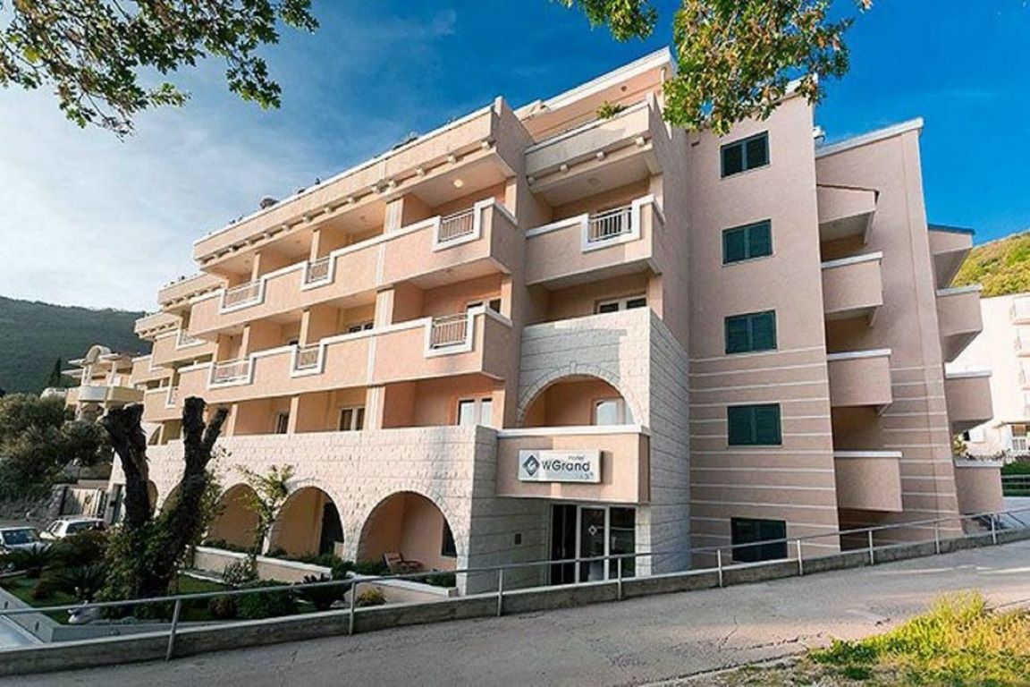 WGrand Hotel-Spoljasnji izgled.jpg