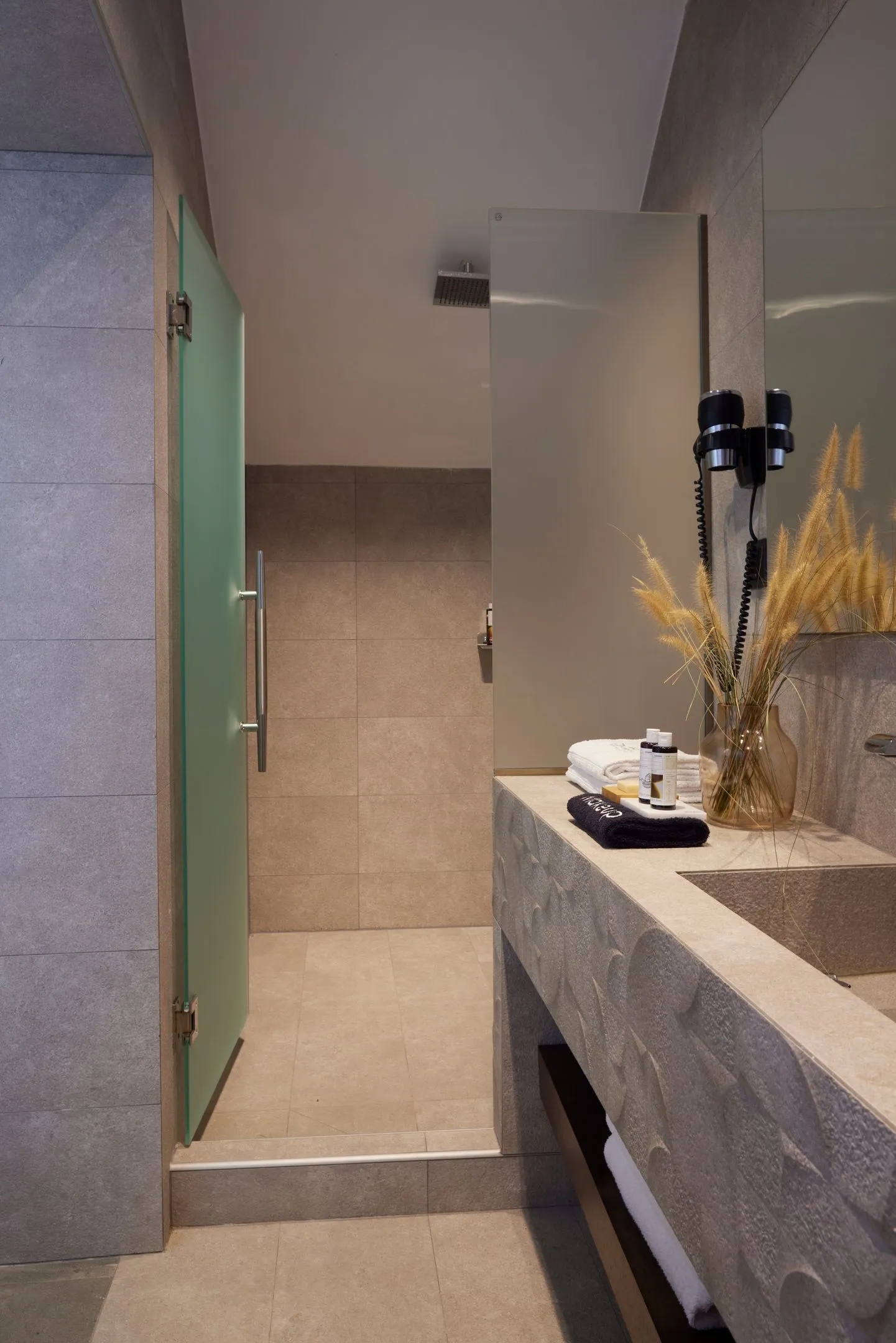 Villa OMNIA - Luxury Bound on Earth kupatilo.jpg