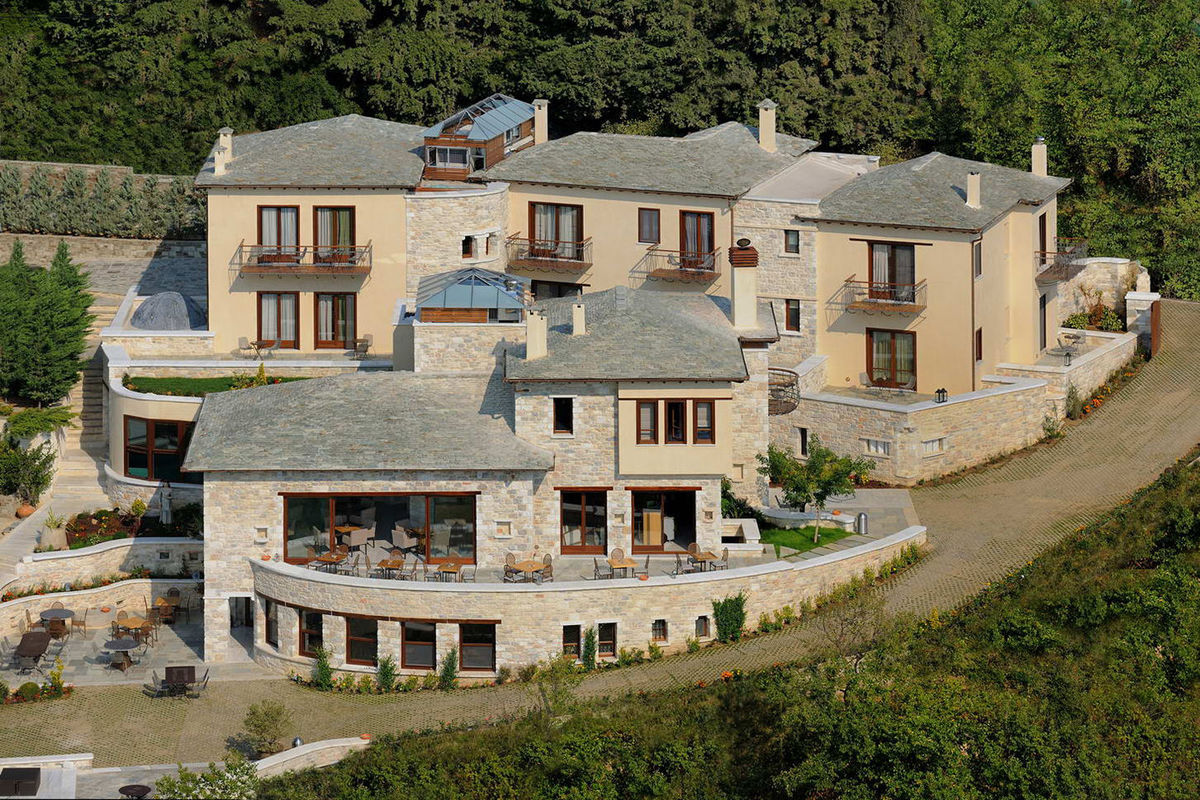 Valeni Boutique Hotel glavna zgrada.jpg