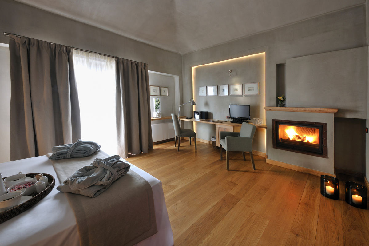 Valeni Boutique Hotel izgled sobe za mladence.jpg
