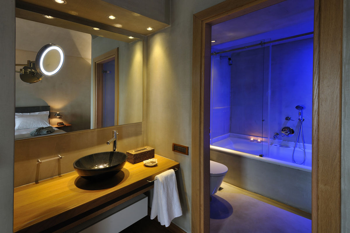Valeni Boutique Hotel kupatilo.jpg