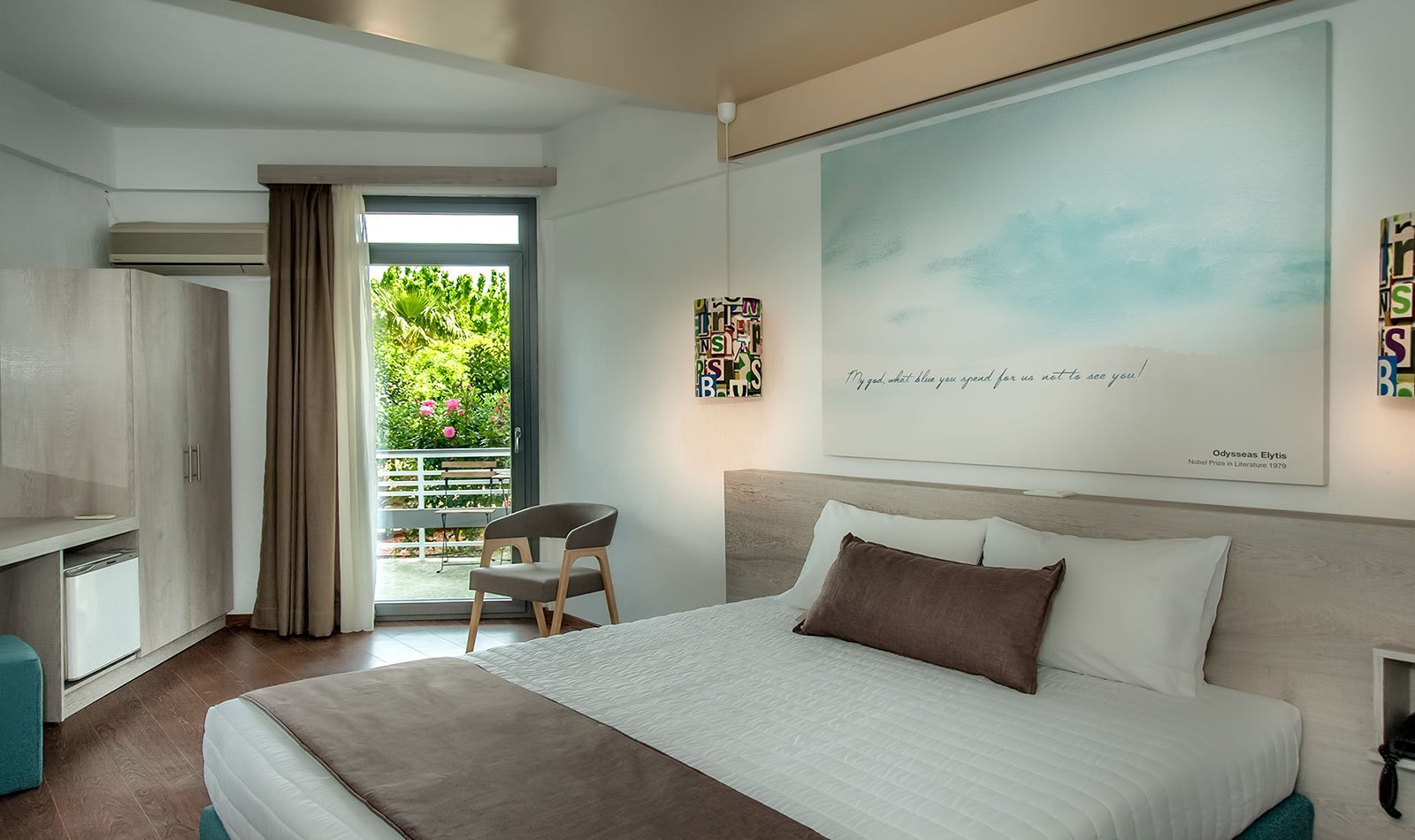The Grove Seaside hotel standardna soba.jpg