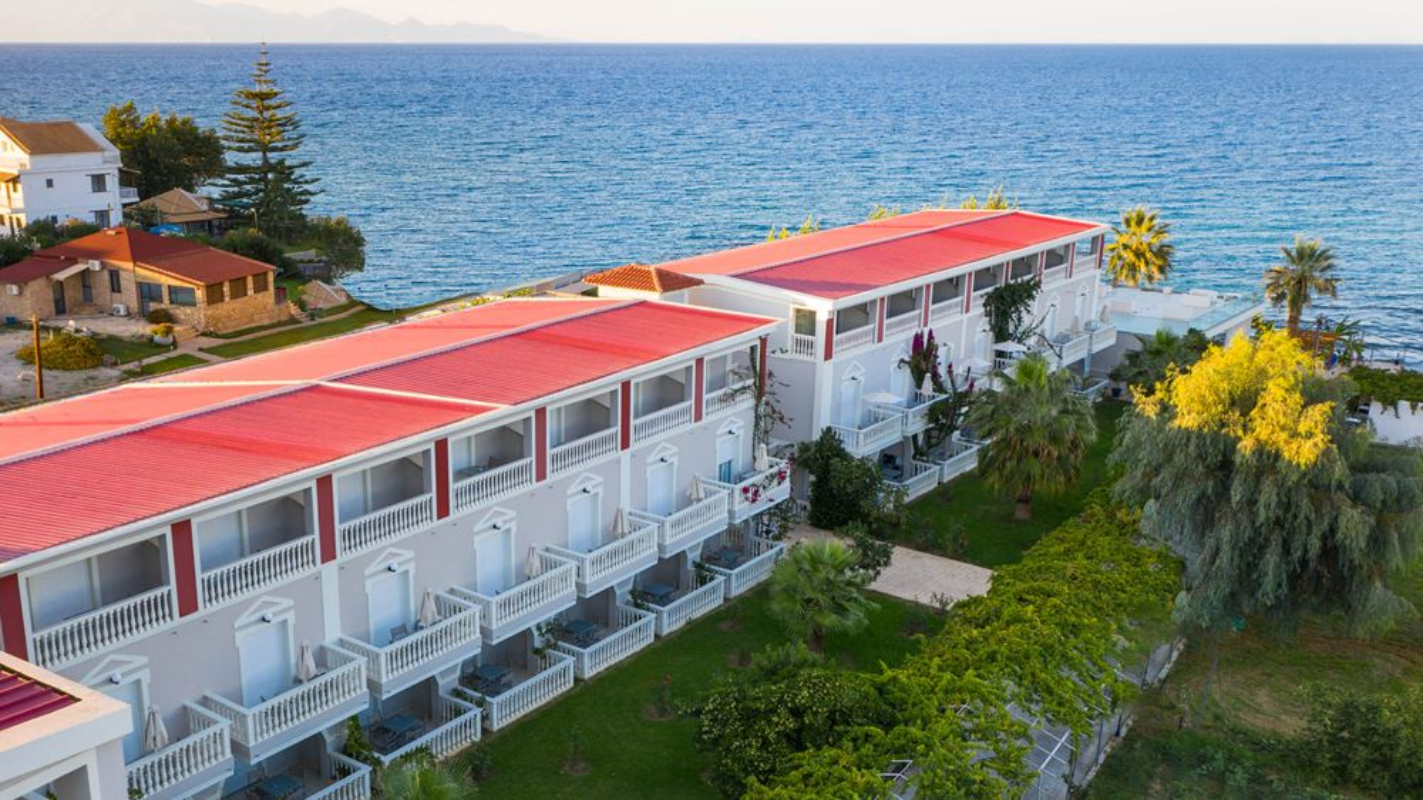Belussi Beach Hotel & Suites izgled hotelske zgrade.jpg