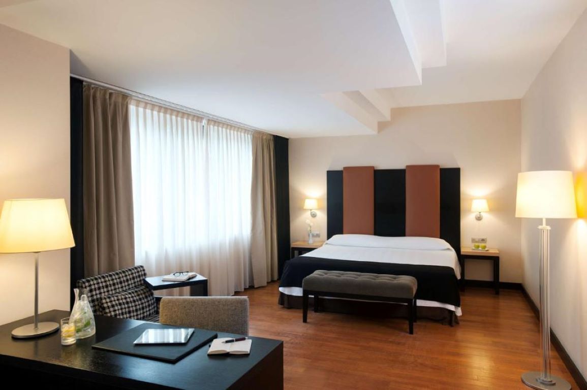 Hotel NH Timisoara-Junior suite.jpg