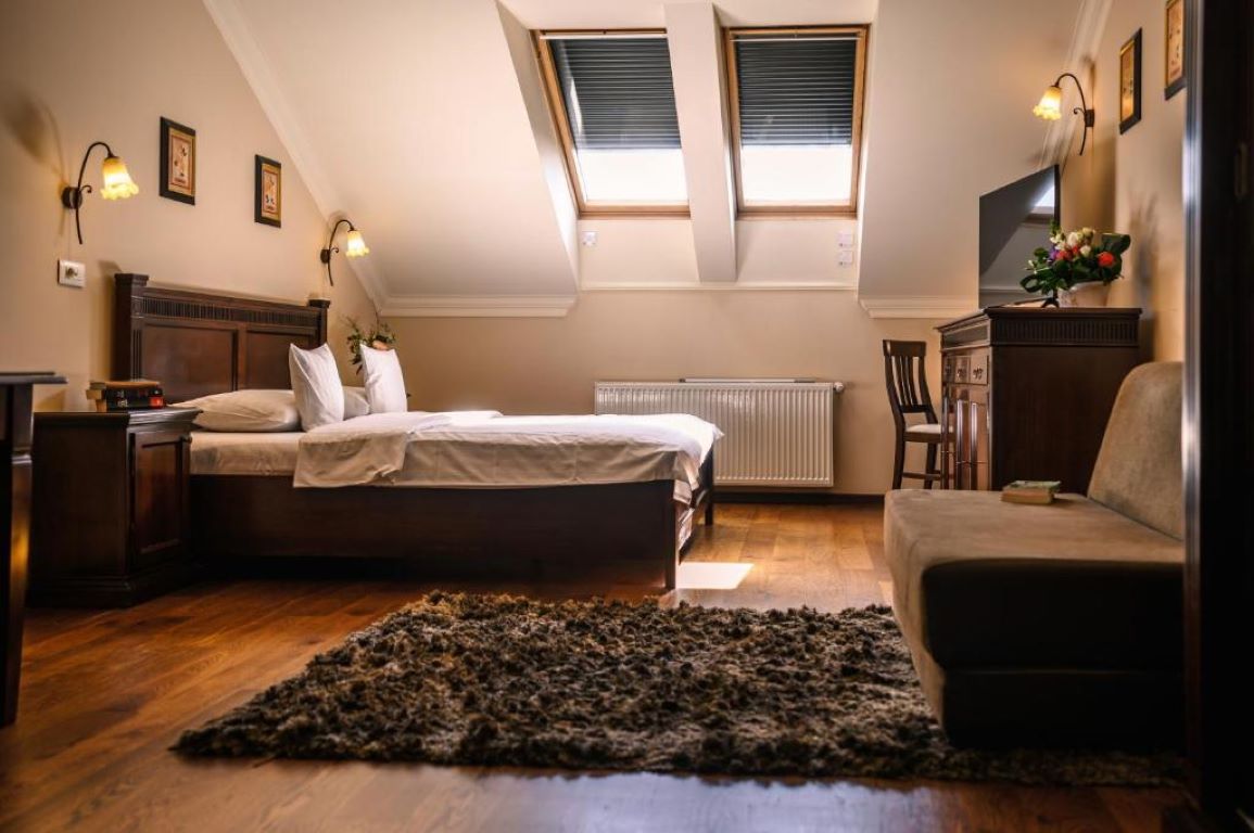 Hotel Iosefin Residence-Studio.jpg