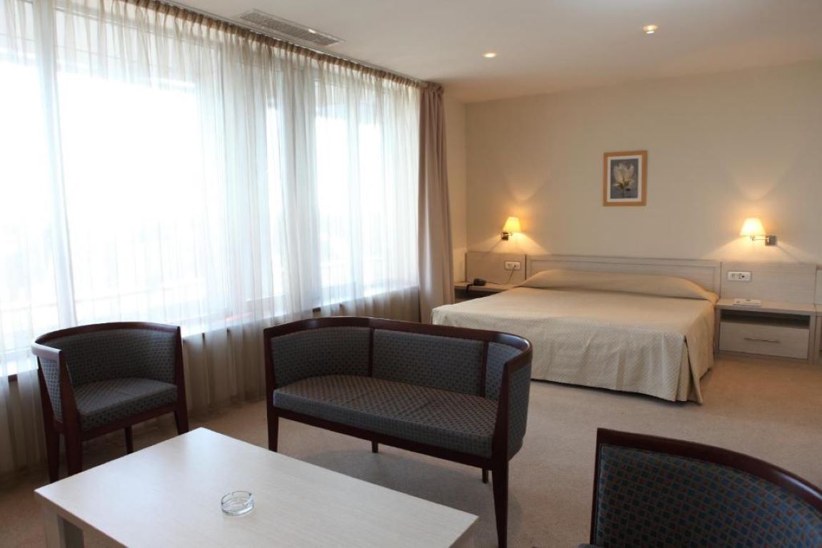 Savoy Hotel-Apartman.jpg