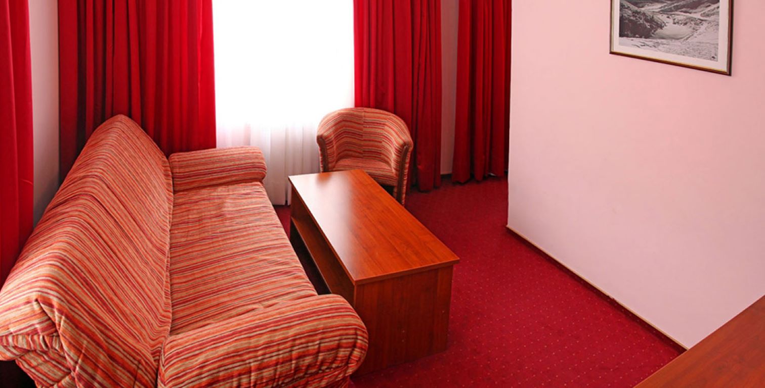 Nebojsa Hotel-Porodicna soba.jpg
