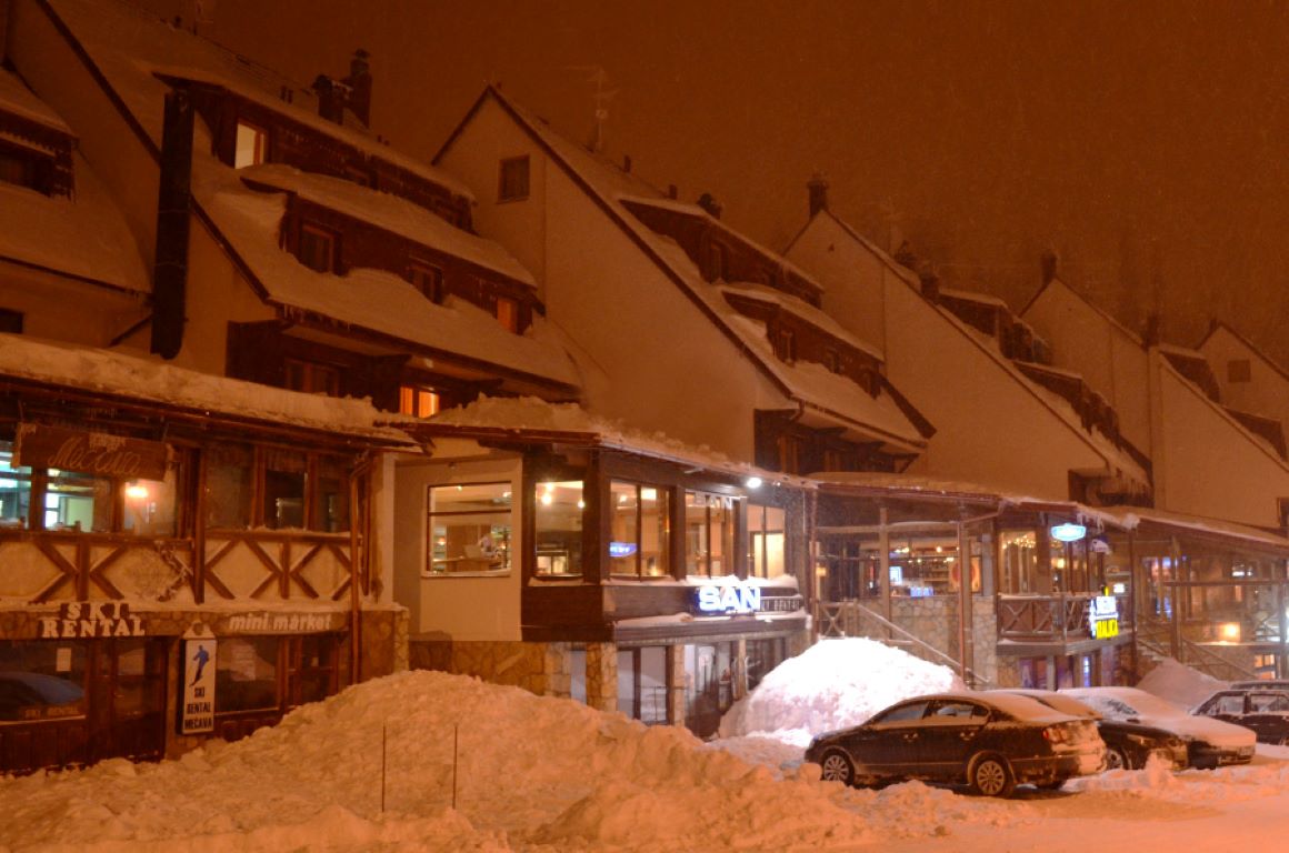 San Hotel-Nocni izgled.jpg