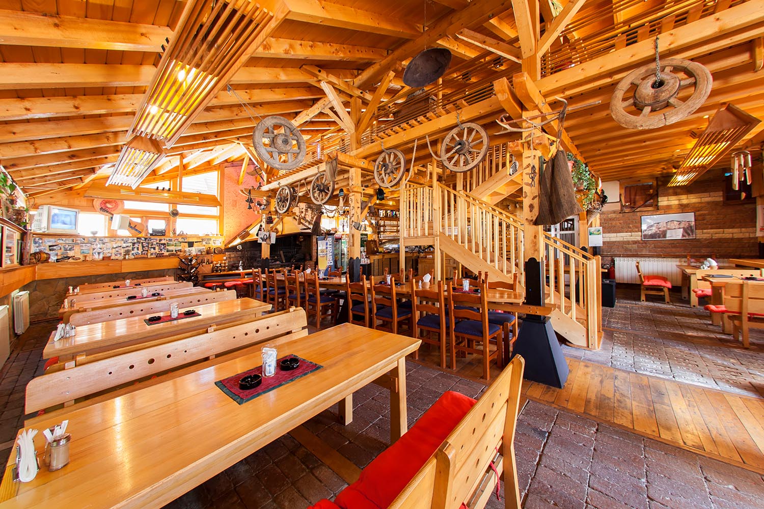 Kristal Hotel-A la carte restoran.jpg