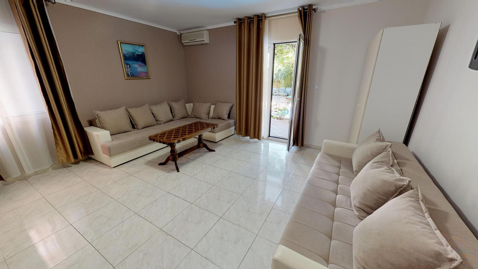 Vila Bojana-Apartman dnevna soba.jpg