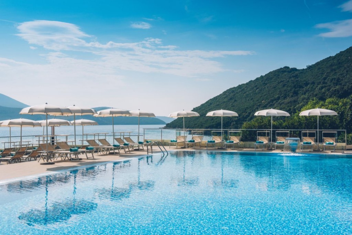 Iberostar Herceg Novi Hotel bazen.jpg