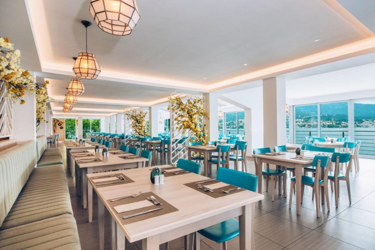 Iberostar Herceg Novi Hotel izgled restorana.jpg