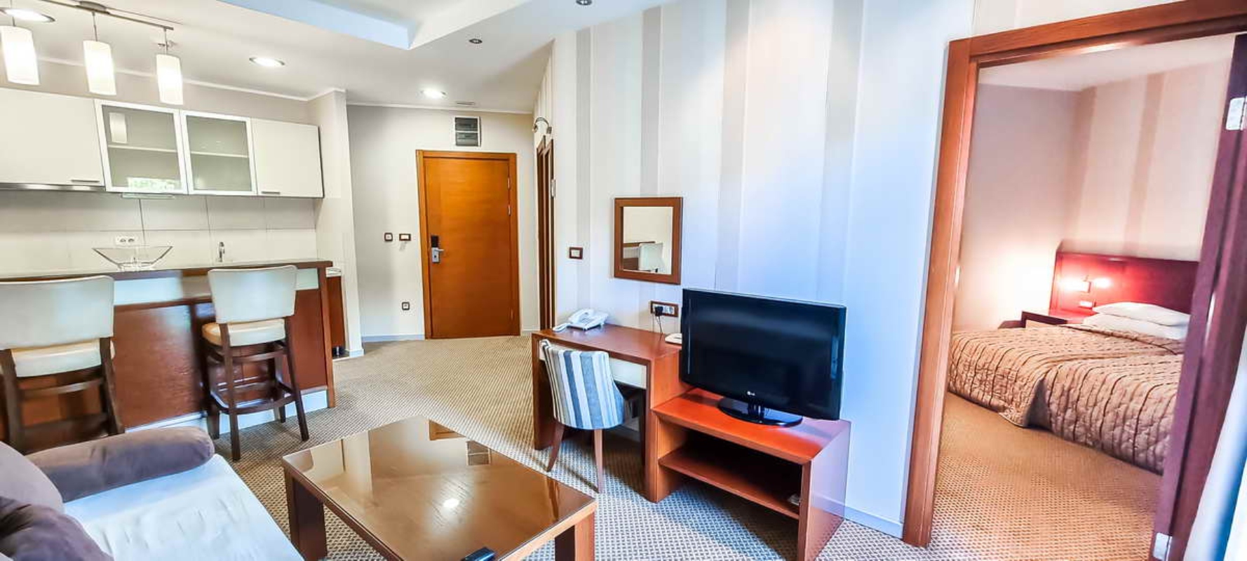 Hotel Del Mar standardni apartman.jpg