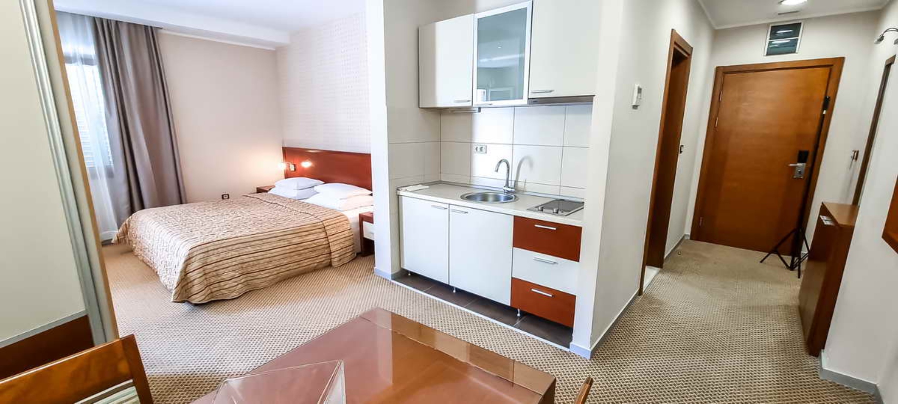 Hotel Del Mar studio apartman.jpg