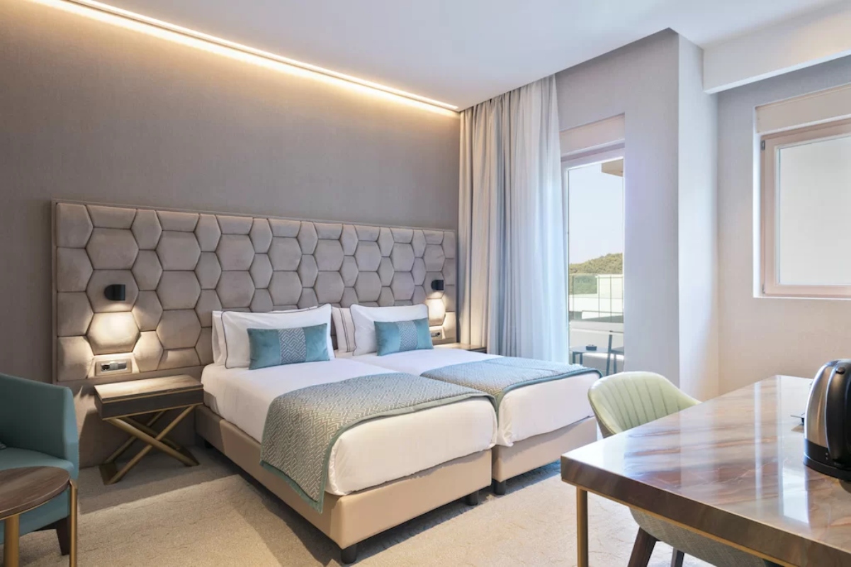 Hotel Ami Budva standardna soba.jpg