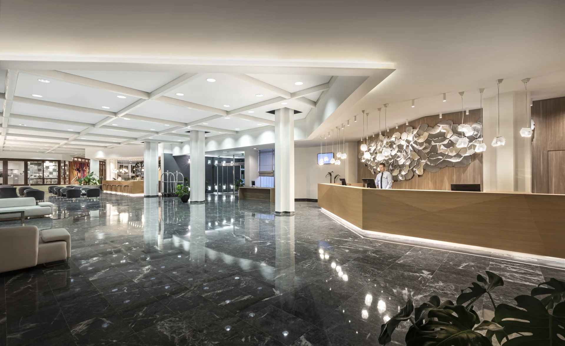Eden Hotel by Maistra Collection-Recepcija.jpg