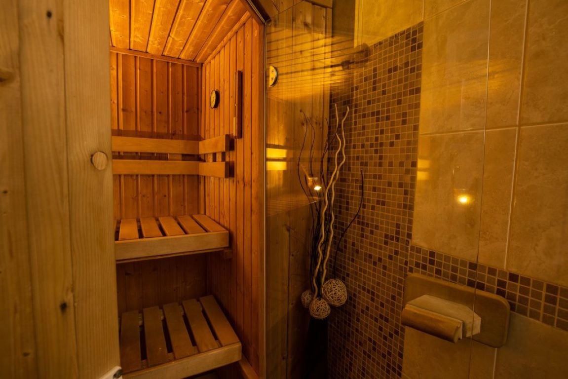 hotel dom-sauna.jpg