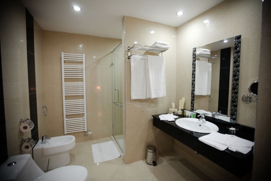hotel colloseum-family suite kupatilo.jpg