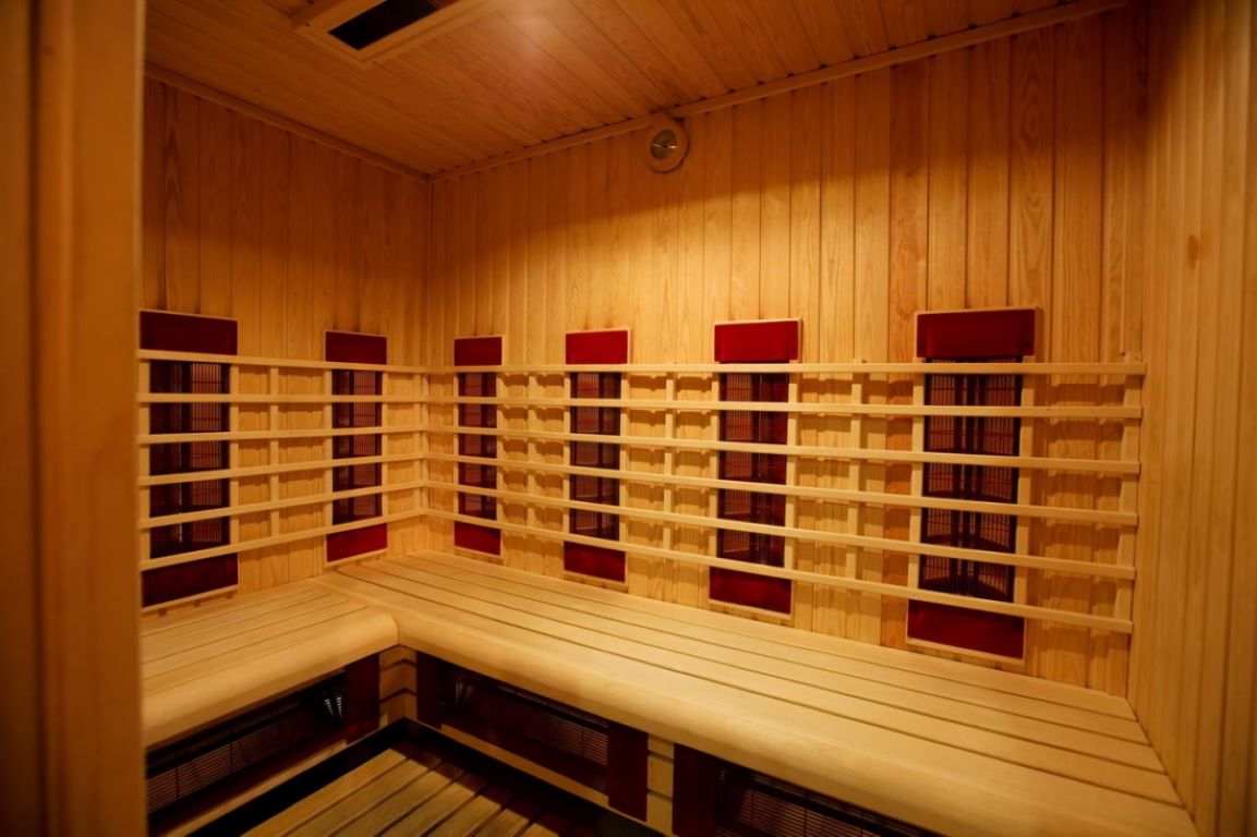 hotel colloseum-sauna.jpg
