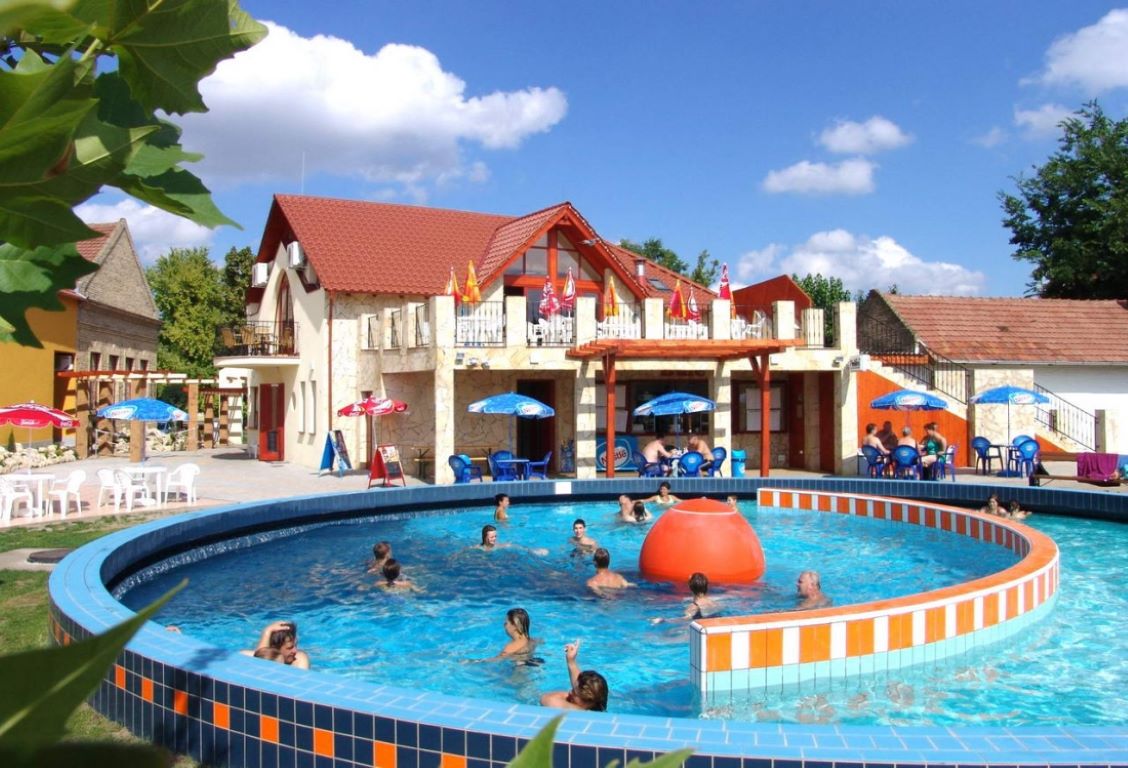szent erzebet spa.jpg