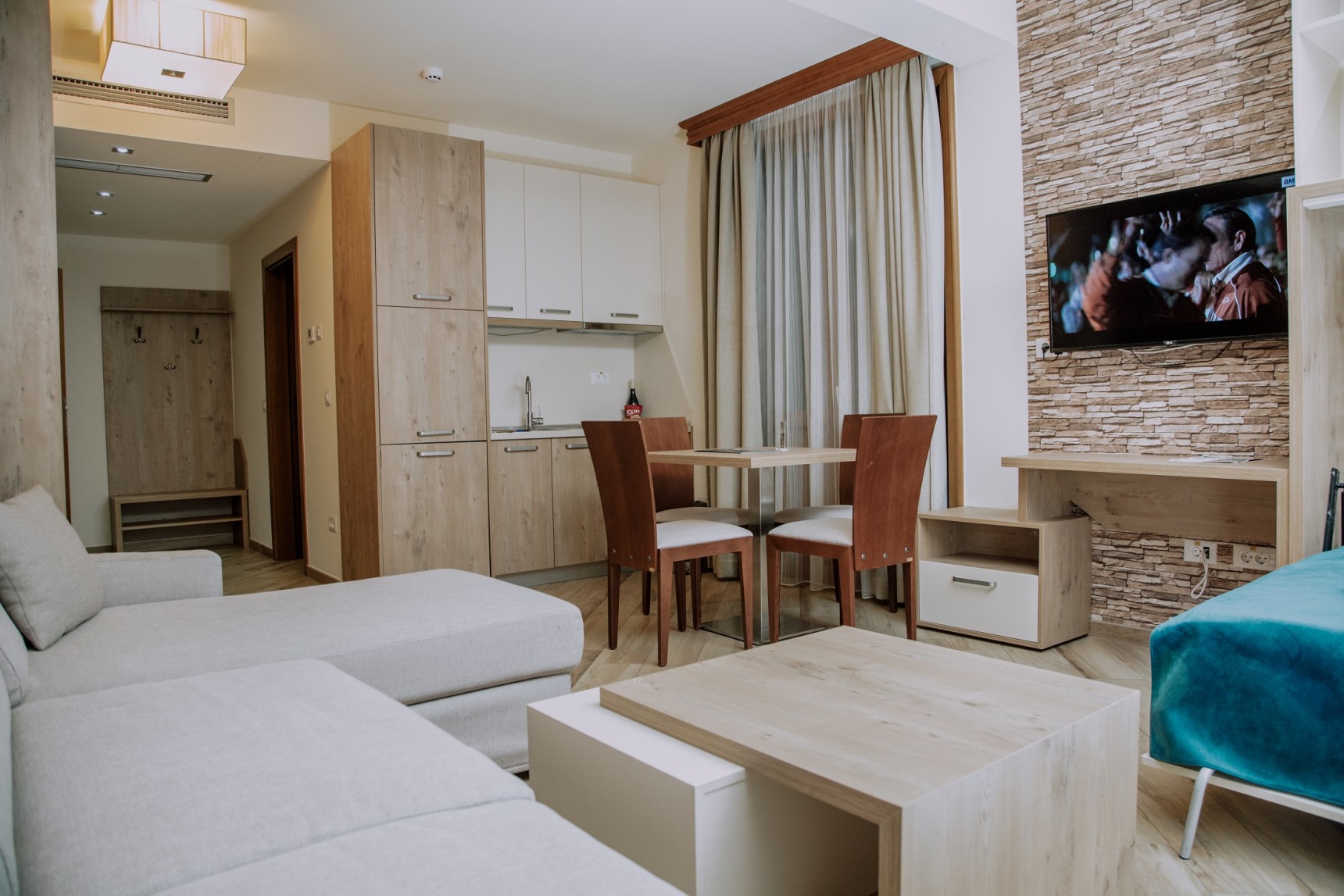 Central Inn Zlatibor-Central studio.jpg