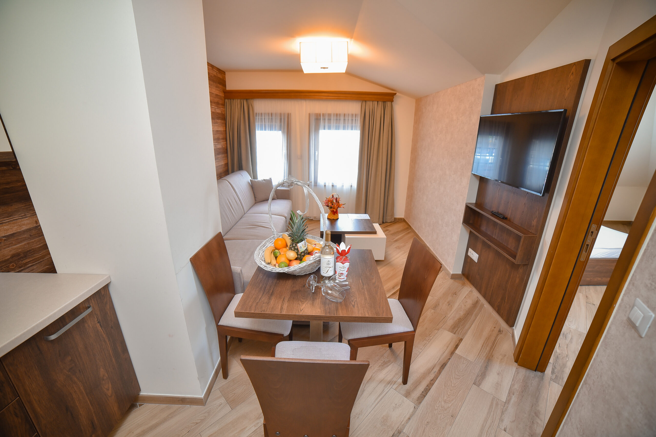 Hotel Central Inn Zlatibor-Porodicni apartman.jpg