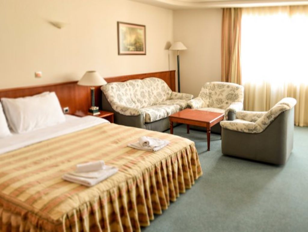 Hotel Lebed-Junior suite.jpg
