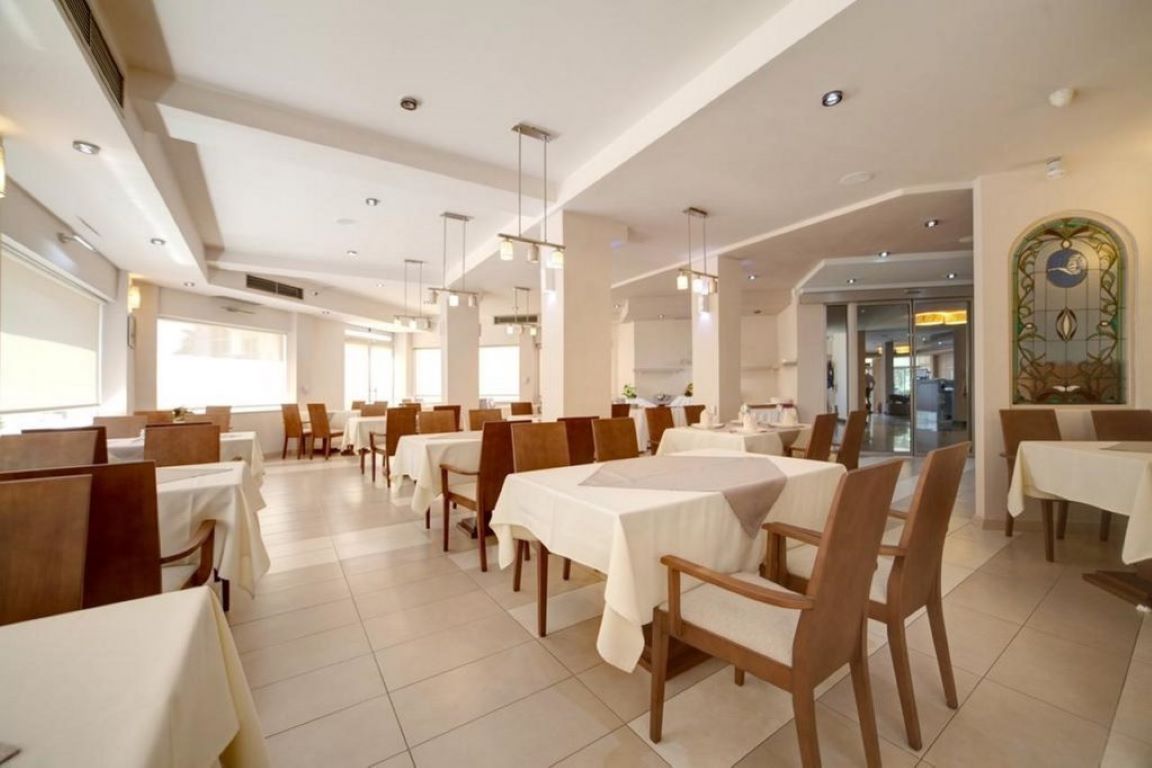 Hotel Lebed-Restoran.jpg