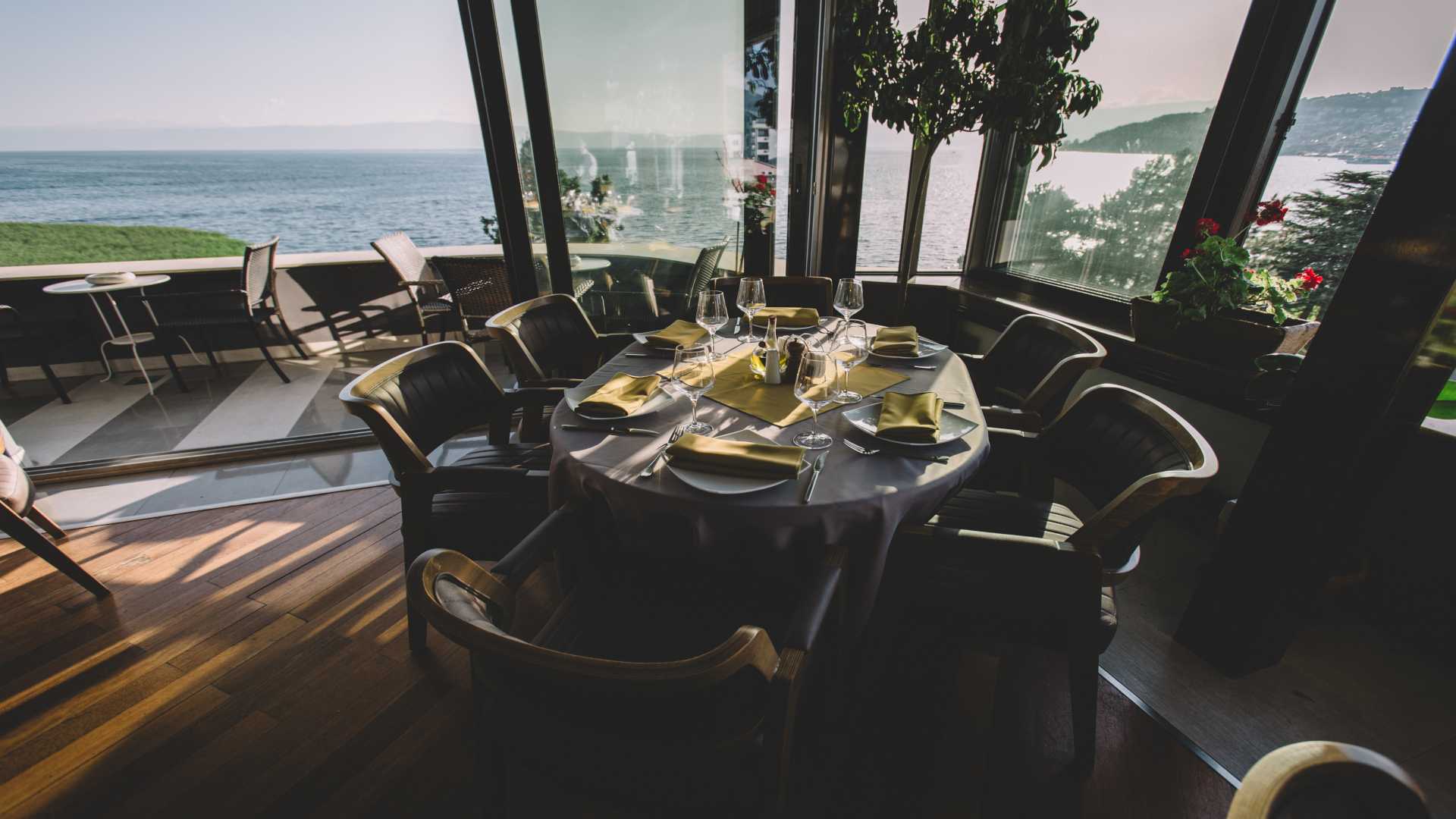 Hotel SU-Restoran.jpg