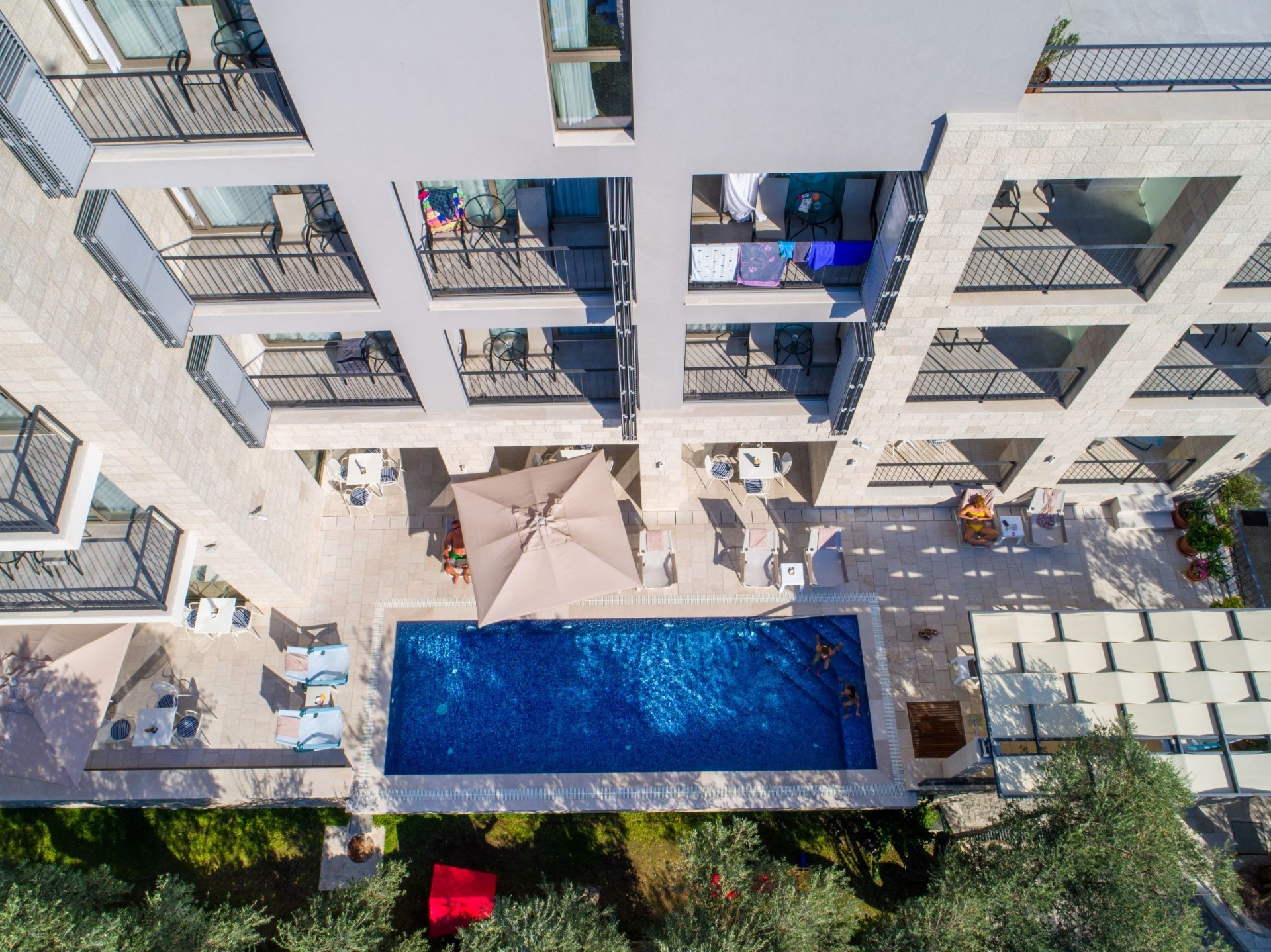 Hotel Eleven panorama.jpg