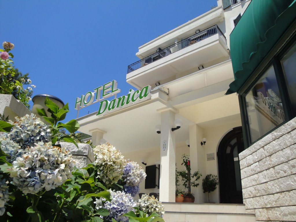 Hotel Danica spoljni izgled.jpeg