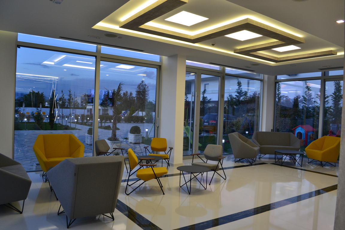 Perla luxury lobi.jpg