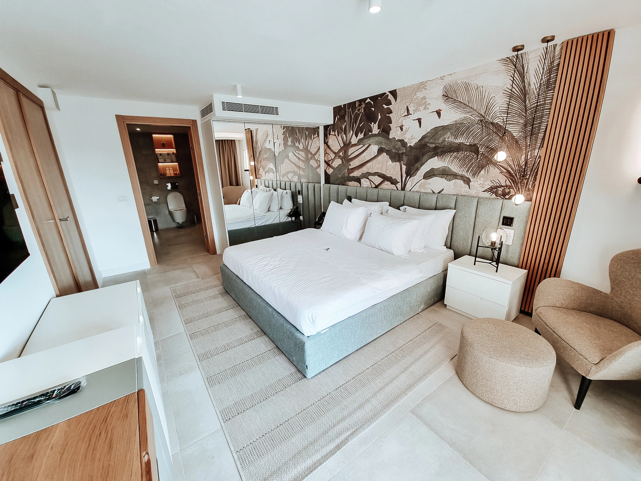 Hotel Mediteran izgled superior sobe.jpg