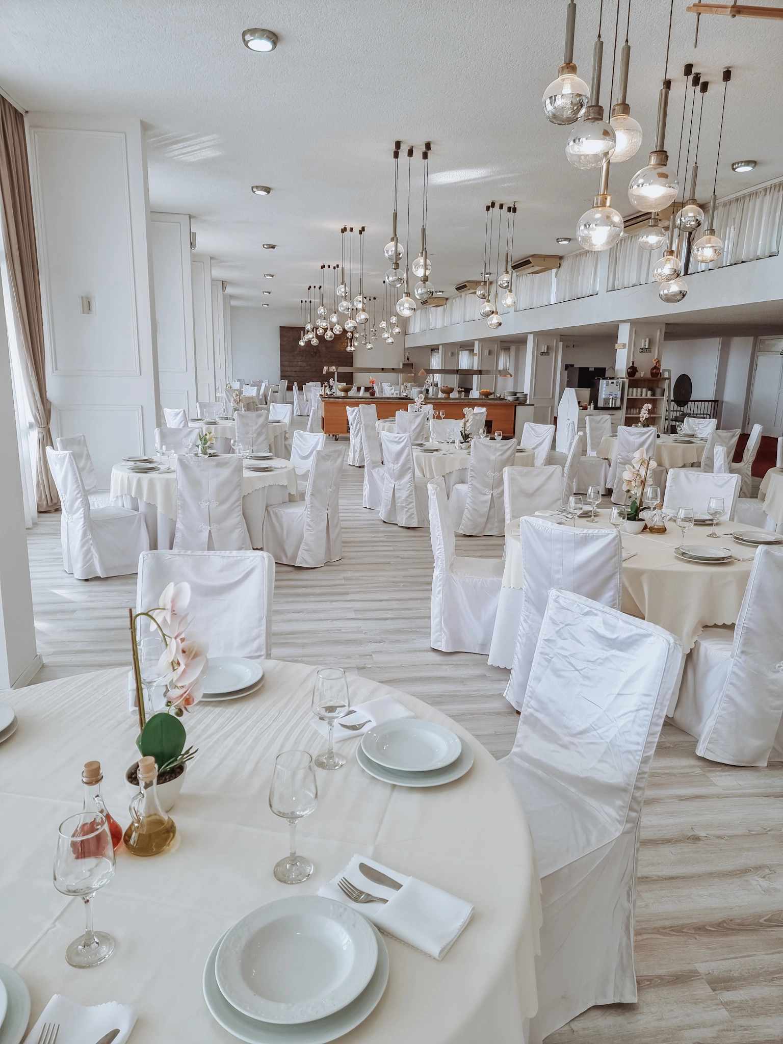 Hotel Mediteran restoran.jpg