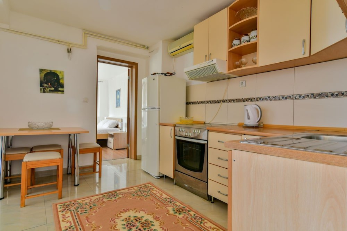 Apartments Kentera kuhinja.jpg