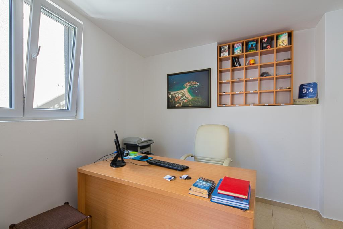 Apartments Jovan recepcija.jpg