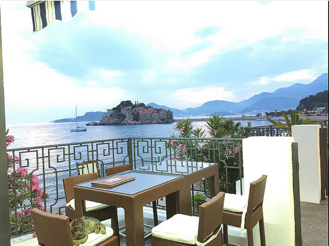 Montesan Apartments restoran.jpg