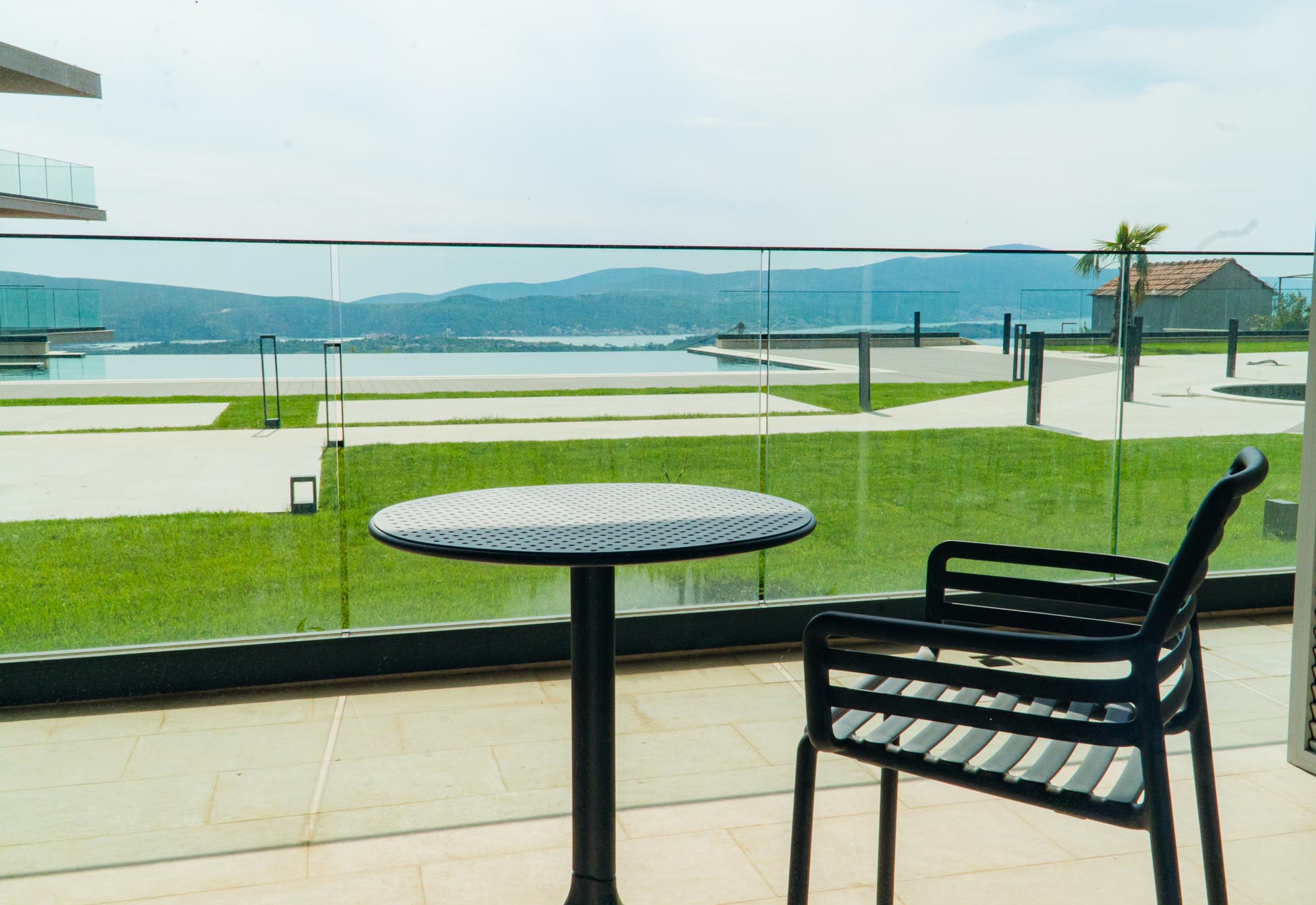Royal Blue Resort & Residences  balkon.jpg