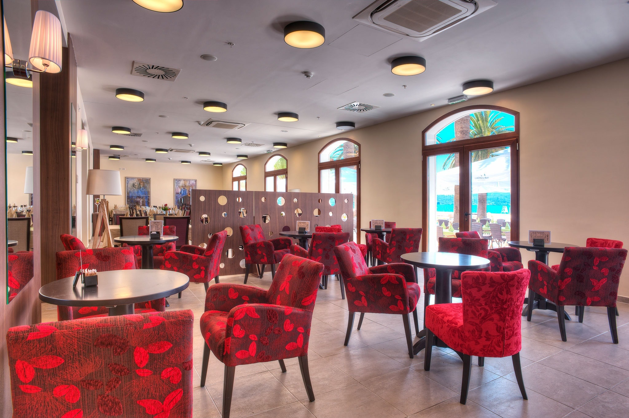 Pine hotel bar.jpg