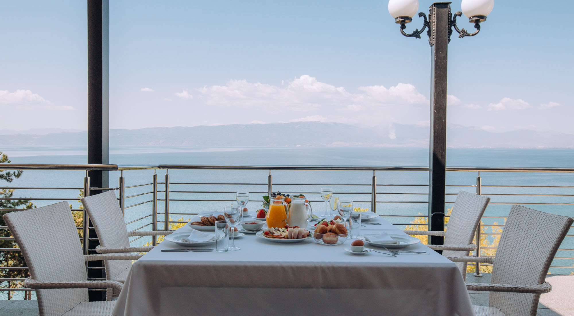 Inex Gorica Ohrid-Terasa restorana.jpg