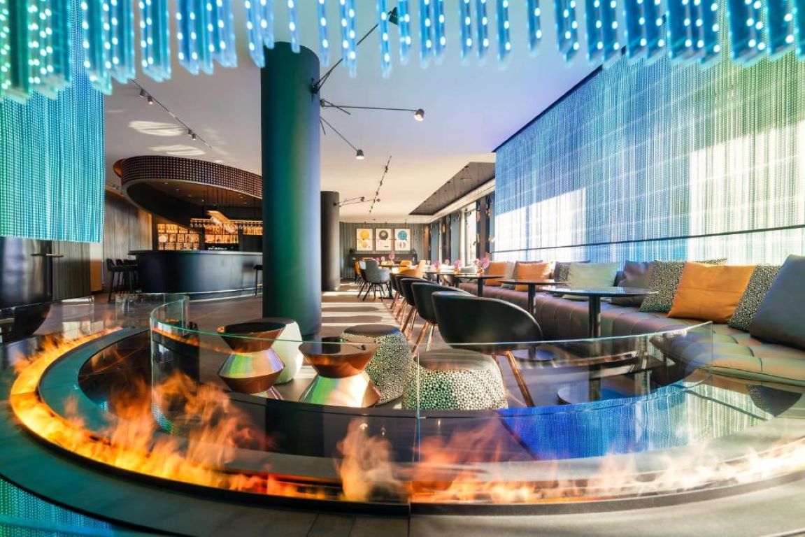 park plaza-loby.jpg