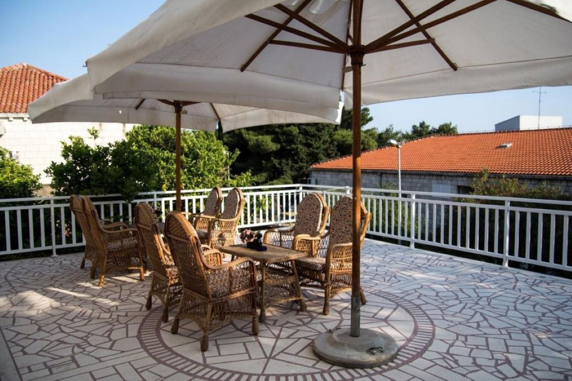 Villa Kate Dadic-Terasa.jpg
