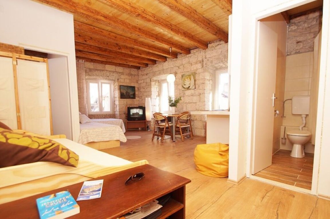 Apartments Stelina-Deluxe apartman dnevna soba.jpg