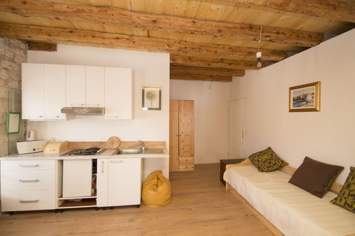 Apartments Stelina-Deluxe apartman kuhinja.jpg